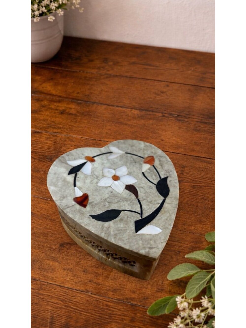 Vintage Heart Shaped Stone Trinket Box Floral Inlay Crowning Touch Collection